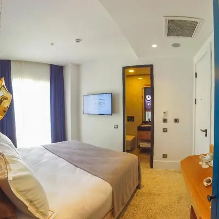 Otel Maroon Tomtom İstanbul